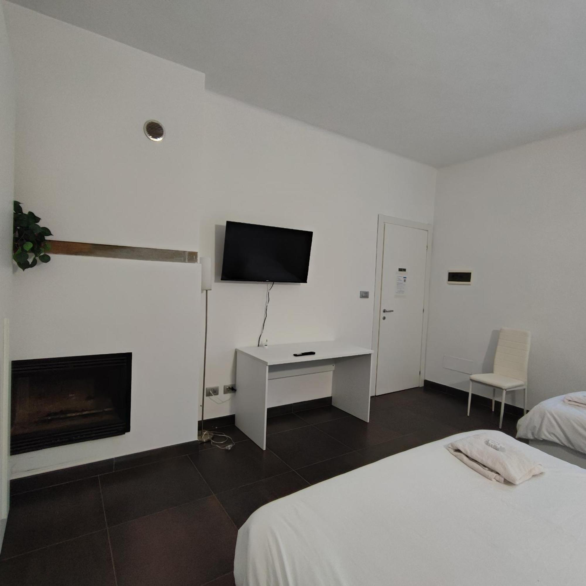 B&B Casa Lilla Verzuolo Extérieur photo